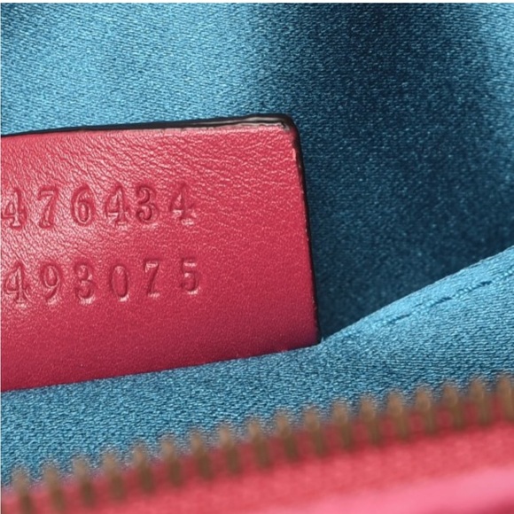 Authentic Gucci Pink Velvet Matelasse GG Marmont Belt Bag! - Picture 8 of 13